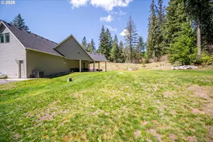 411 Five Peaks Dr, Kalama, WA 98625 - Photo 36