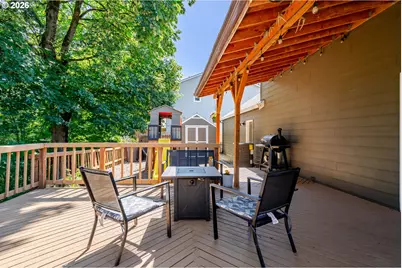 647 NE Autumn Ridge Dr, McMinnville, OR 97128 - Photo 36