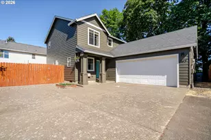 647 NE Autumn Ridge Dr, McMinnville, OR 97128 - Photo 2