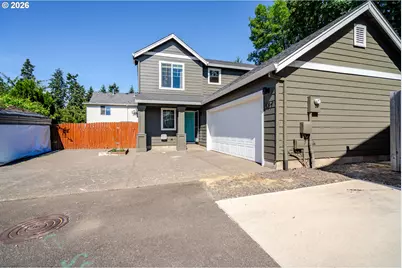 647 NE Autumn Ridge Dr, McMinnville, OR 97128 - Photo 2