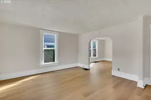 3328 SE Washington St, Portland, OR 97214 - Photo 4