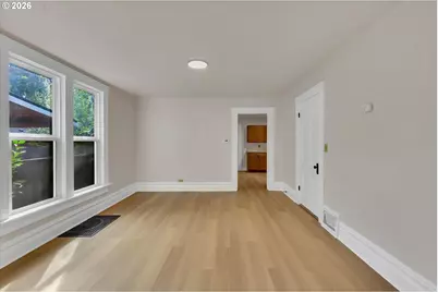 3328 SE Washington St, Portland, OR 97214 - Photo 8