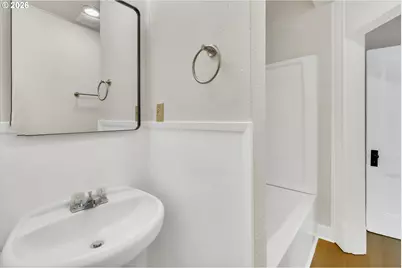 3328 SE Washington St, Portland, OR 97214 - Photo 48