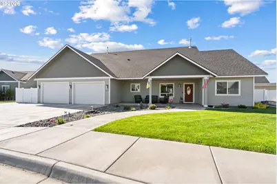 416 SW Desert Sky Dr, Hermiston, OR 97838 - Photo 2