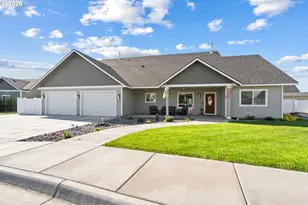 416 SW Desert Sky Dr, Hermiston, OR 97838 - Photo 2