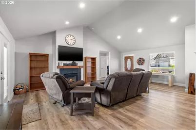416 SW Desert Sky Dr, Hermiston, OR 97838 - Photo 8