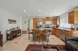 13623 Barclay Hills Dr, Oregon City, OR 97045 - Photo 12