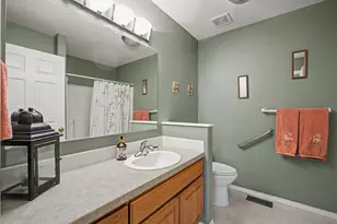 13623 Barclay Hills Dr, Oregon City, OR 97045 - Photo 22