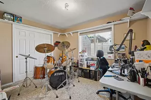 13623 Barclay Hills Dr, Oregon City, OR 97045 - Photo 20