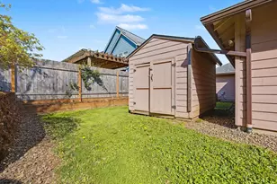 13623 Barclay Hills Dr, Oregon City, OR 97045 - Photo 26