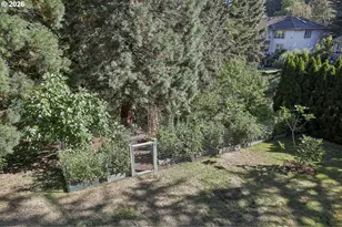20495 SW Tremont Way, Beaverton, OR 97007 - Photo 32