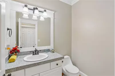 20495 SW Tremont Way, Beaverton, OR 97007 - Photo 16