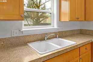 7815 SE Harney St, Portland, OR 97206 - Photo 8