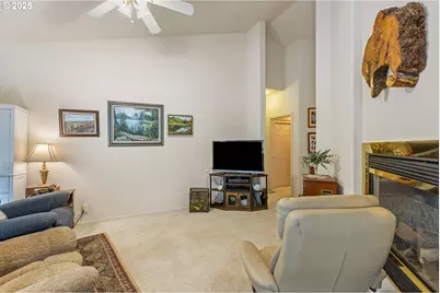 2730 Golfview Ave, Sutherlin, OR 97479 - Photo 18