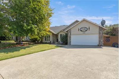 2730 Golfview Ave, Sutherlin, OR 97479 - Photo 1