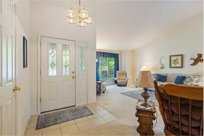 2730 Golfview Ave, Sutherlin, OR 97479 - Photo 4