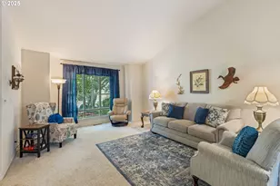 2730 Golfview Ave, Sutherlin, OR 97479 - Photo 6