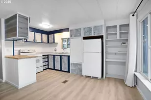 4900 Royal Ave, Eugene, OR 97402 - Photo 10