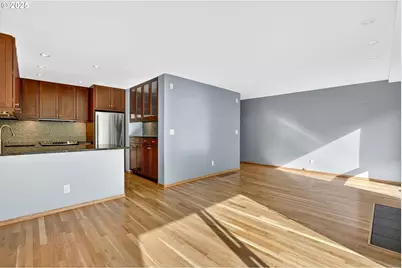 830 SW Broadway Dr #8, Portland, OR 97201 - Photo 10