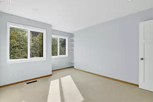 830 SW Broadway Dr, Portland, OR 97201 - Photo 20