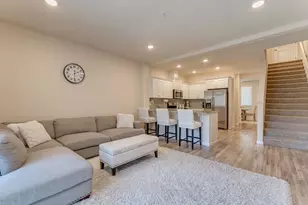 15690 NW Snowbush Ln, Portland, OR 97229 - Photo 4