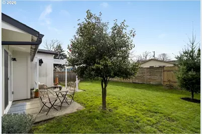 2630 NE Saratoga St, Portland, OR 97211 - Photo 36