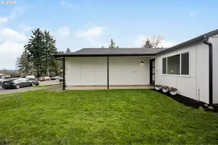 2630 NE Saratoga St, Portland, OR 97211 - Photo 40