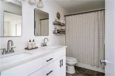 2630 NE Saratoga St, Portland, OR 97211 - Photo 26