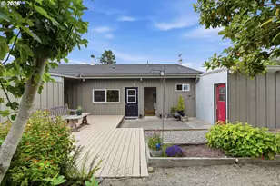 49045 Hwy 101, Bandon, OR 97411 - Photo 22