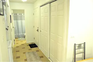 100 Kerr Pkwy, Lake Oswego, OR 97035 - Photo 28