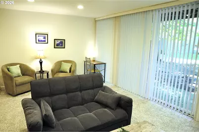 100 Kerr Pkwy #30, Lake Oswego, OR 97035 - Photo 12