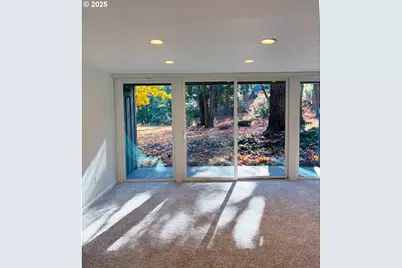 100 Kerr Pkwy #30, Lake Oswego, OR 97035 - Photo 20