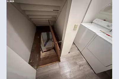 430 W Water St, Stayton, OR 97383 - Photo 6