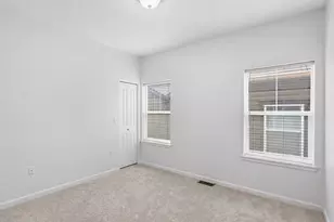 10820 SW Huntington Ave, Tigard, OR 97223 - Photo 10