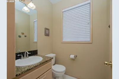 663 S Hemlock St, Cannon Beach, OR 97110 - Photo 10