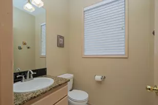 663 S Hemlock St, Cannon Beach, OR 97110 - Photo 10