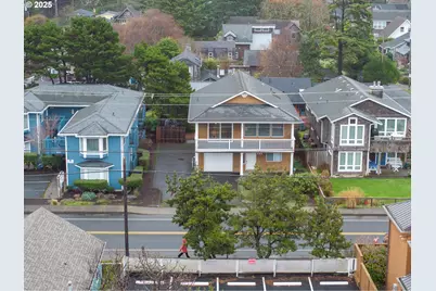 663 S Hemlock St, Cannon Beach, OR 97110 - Photo 2