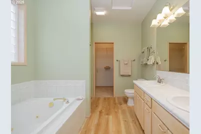 663 S Hemlock St, Cannon Beach, OR 97110 - Photo 18