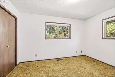 302 Cowlitz Dr, Kelso, WA 98626 - Photo 14