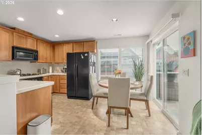 7129 NE Stonewater St, Hillsboro, OR 97124 - Photo 12