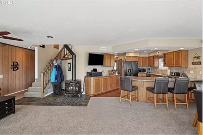 19609 NE Marine Dr #A8, Portland, OR 97230 - Photo 10