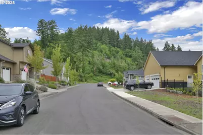 Forest Ridge, Springfield, OR 97478 - Photo 2