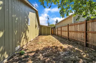 801 NE 13th St, McMinnville, OR 97128 - Photo 22