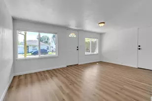 801 NE 13th St, McMinnville, OR 97128 - Photo 8