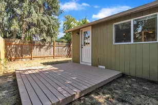 801 NE 13th St, McMinnville, OR 97128 - Photo 26