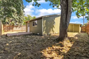 801 NE 13th St, McMinnville, OR 97128 - Photo 28