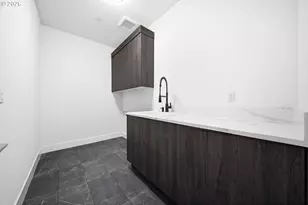 2435 N R St, Washougal, WA 98671 - Photo 24