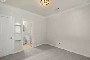808 NE Caden Ave, Hillsboro, OR 97124 - Photo 8