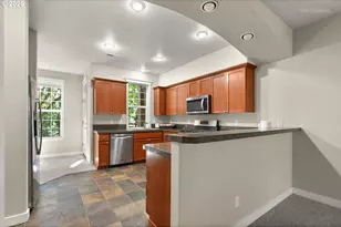 808 NE Caden Ave, Hillsboro, OR 97124 - Photo 14