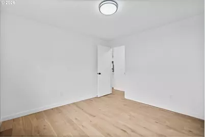 602 S Vermont St, Portland, OR 97219 - Photo 28